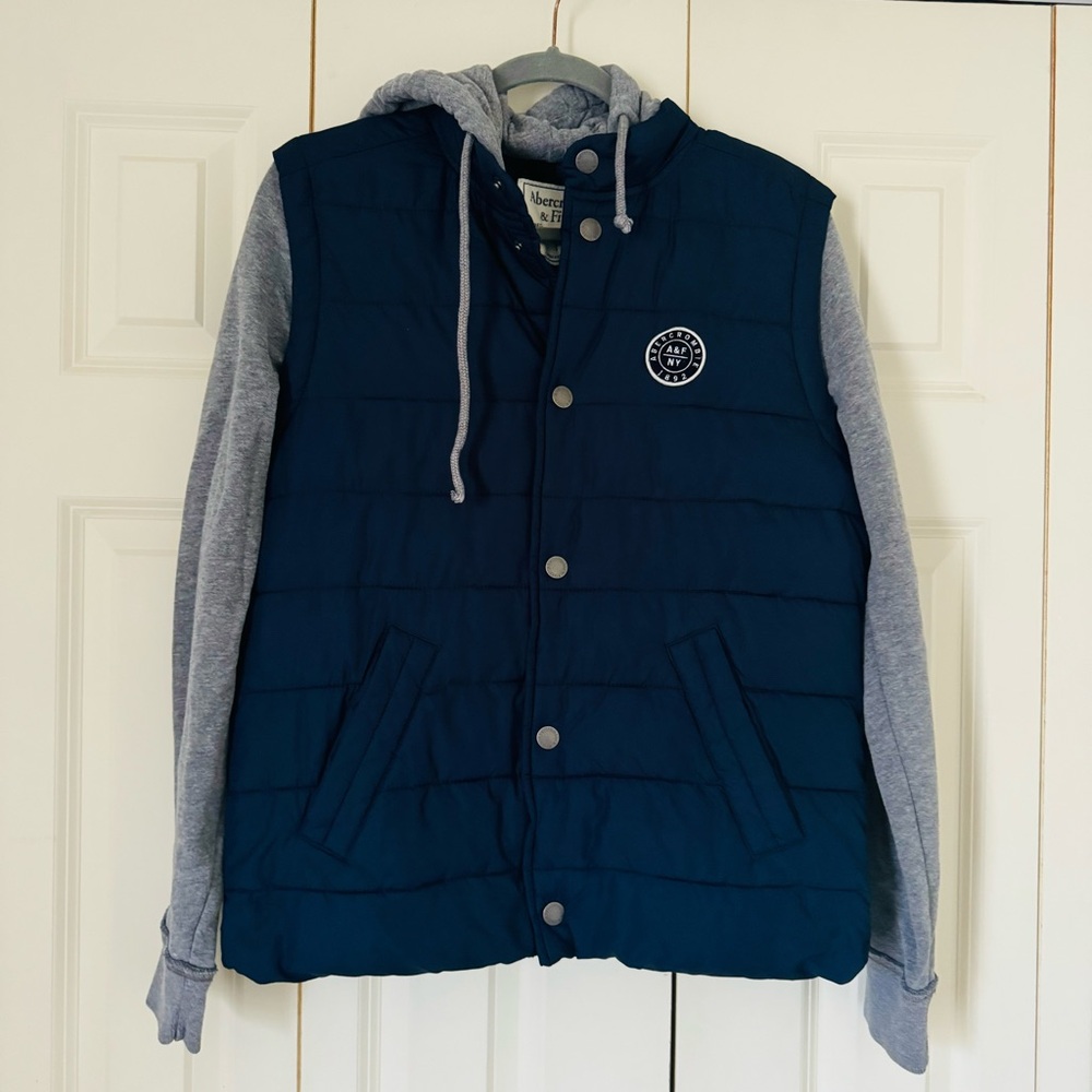 Aberchrombie & Fitch Navy Blue Puffer Vest with Gray Hoodie and Sleeves Size S